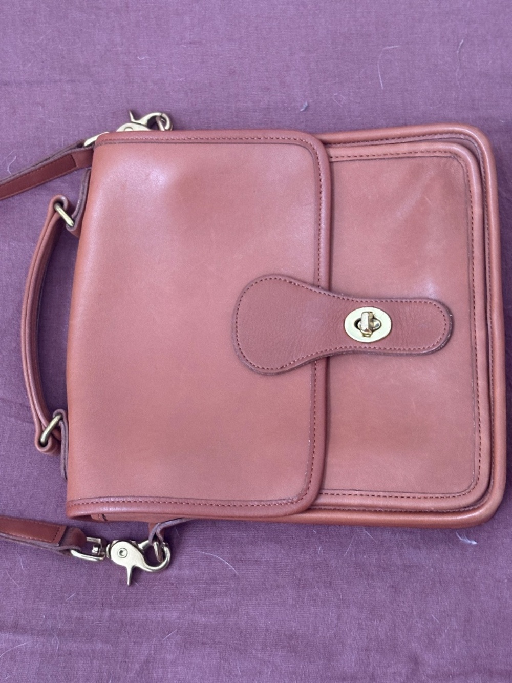 EUC Coach Vintage G7C 5130 Station British Tan Leather Crossbody Bag 1990's Y2k